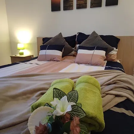 Limonade Ac Agard Elmenyfuerdo Mellett Apartment Gardony