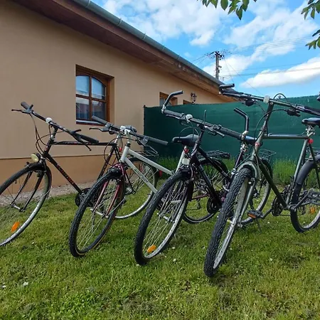 Limonádé Ac Agárd élményfürdő Mellett Appartamento *