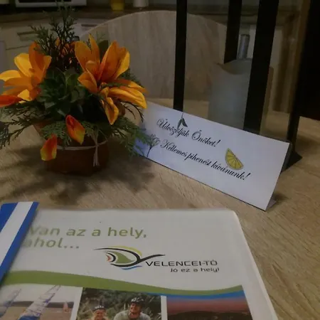 Limonade Ac Agard Elmenyfuerdo Mellett * Gárdony