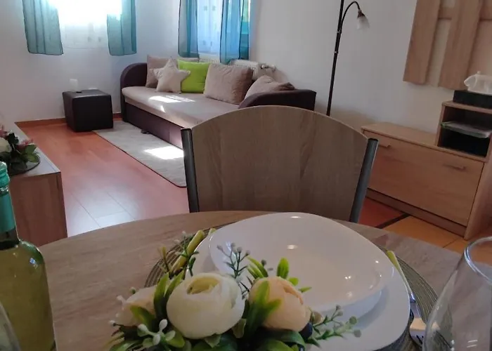 Limonade Ac Agard Elmenyfuerdo Mellett * Gárdony