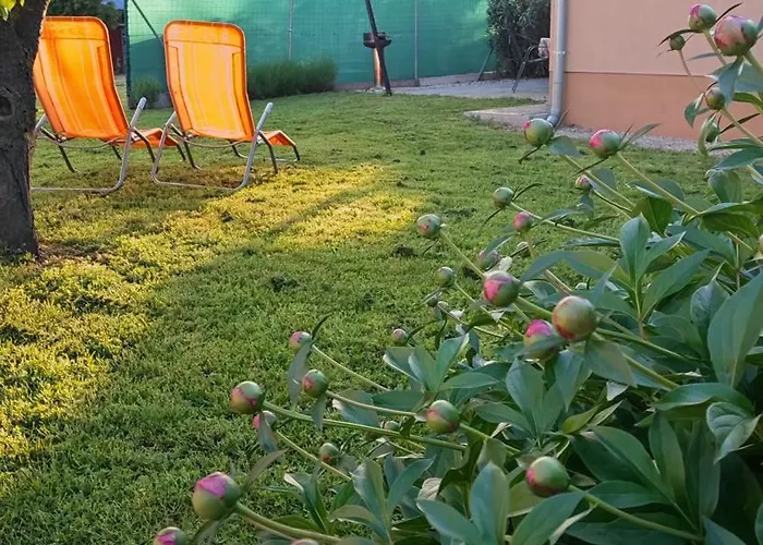 Limonade Ac Agard Elmenyfuerdo Mellett * Gardony