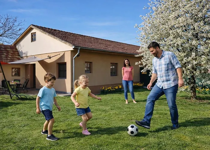 Limonádé Ac Agárd élményfürdő Mellett Apartamento