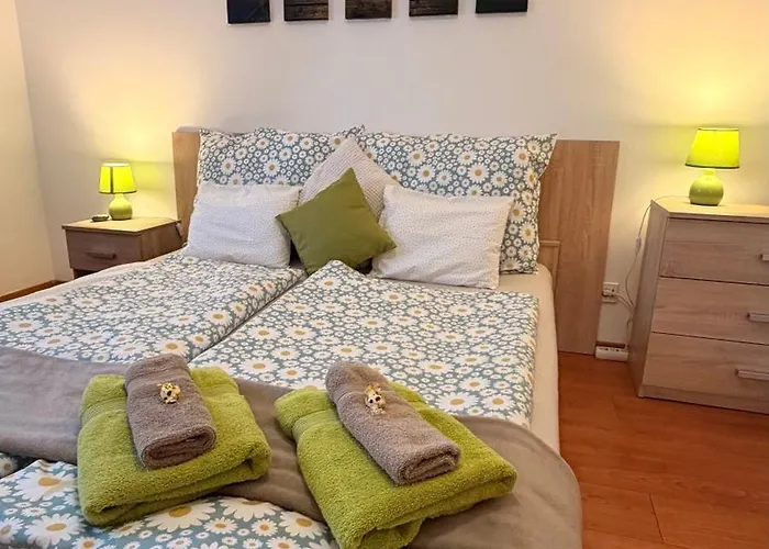 Limonádé Ac Agárd élményfürdő Mellett Apartamento *